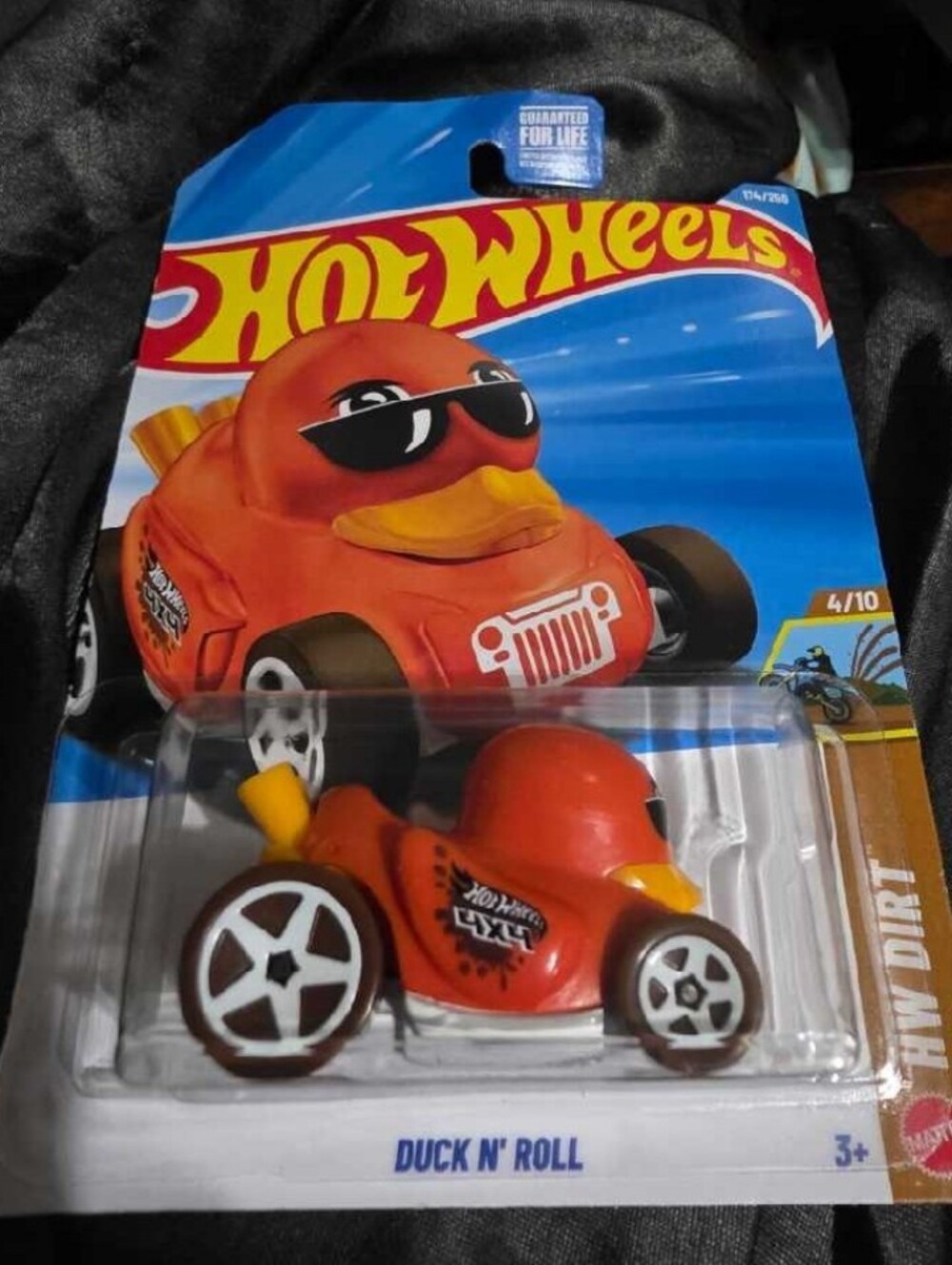 Hot Wheels Duck Jeep Duck N Roll  Collectors Car 2026